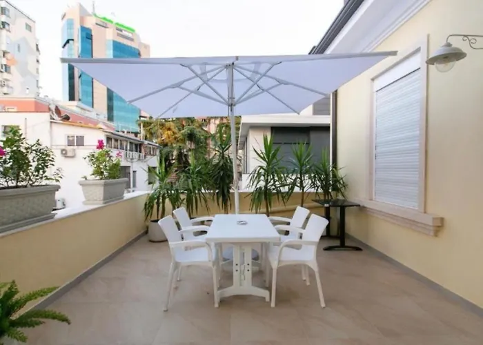 酒店 Ferdinand 地拉那