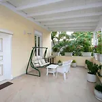 Ferdinand Hotel